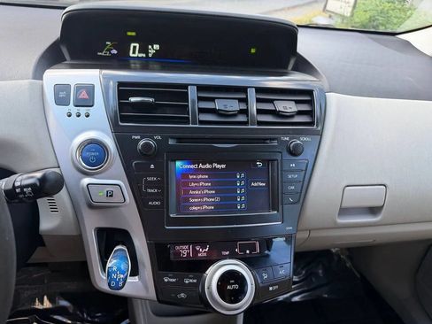 Used 2012 Toyota Prius V Two FWD image 36