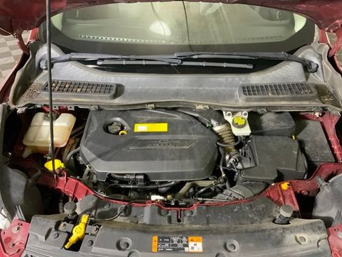 Used 2016 Ford Escape SE AWD/4WD image 29
