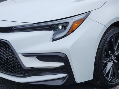 Certified 2025 Toyota Corolla SE image 7