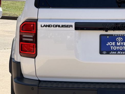 New 2026 Toyota Land Cruiser Base image 10