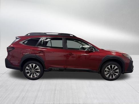 Certified 2025 Subaru Outback Limited AWD/4WD image 8