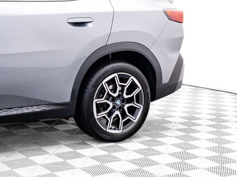 Certified 2025 BMW X2 xDrive28i w/ Premium Package AWD/4WD image 36