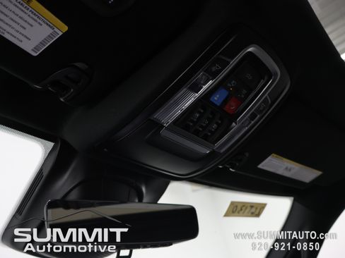 New 2026 RAM 2500 Laramie AWD/4WD image 12