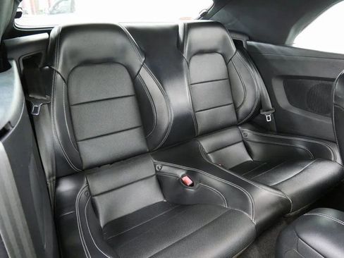 Used 2019 Ford Mustang GT Premium w/ Equipment Group 401A RWD image 19