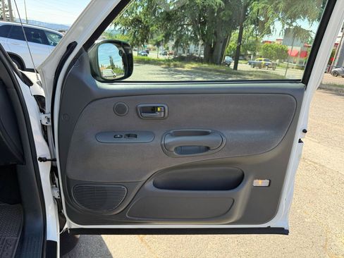 Used 2006 Toyota Tundra SR5 AWD/4WD image 18