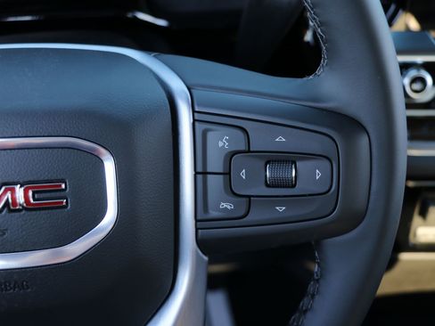 New 2026 GMC Sierra 1500 Elevation image 19