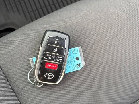 Used 2023 Toyota RAV4 SE w/ Weather & Moonroof Package AWD/4WD image 39