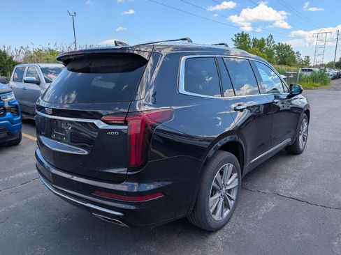 Used 2022 Cadillac XT6 Premium Luxury AWD/4WD image 7