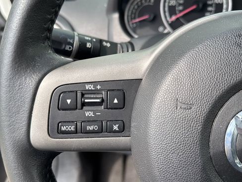 Used 2011 MAZDA MAZDA2 Touring FWD image 20
