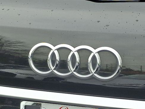 Certified 2024 Audi Q7 3.0T Premium Plus AWD/4WD image 31