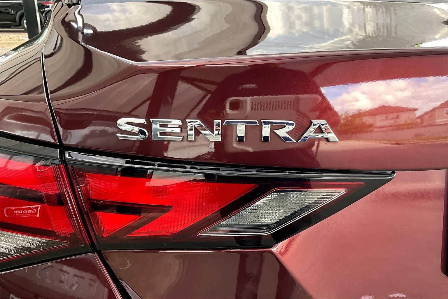 Used 2023 Nissan Sentra SV w/ All-Weather Package FWD image 10