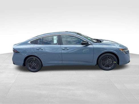 New 2026 Nissan Sentra SV w/ Floor Mat Package FWD image 5