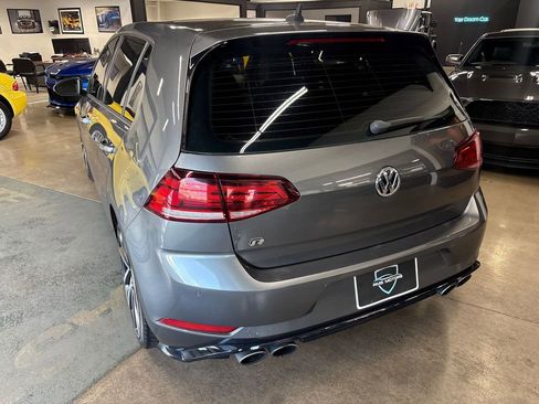 Used 2018 Volkswagen Golf R 4-Door AWD/4WD image 8