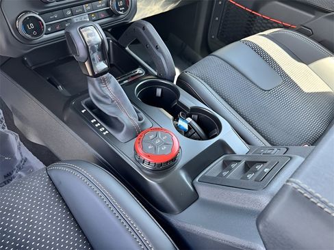 New 2025 Ford Bronco Raptor image 32