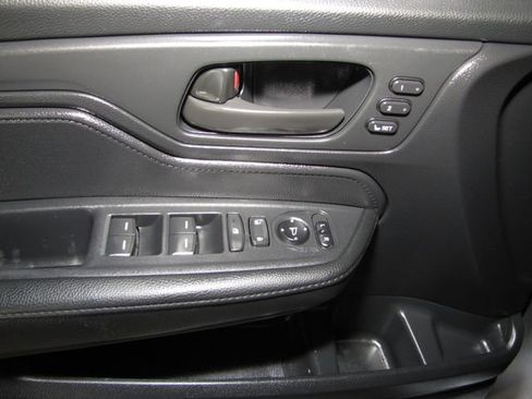 Certified 2025 Honda Odyssey EX-L image 12