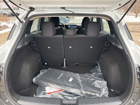 New 2026 Nissan Kicks S image 18