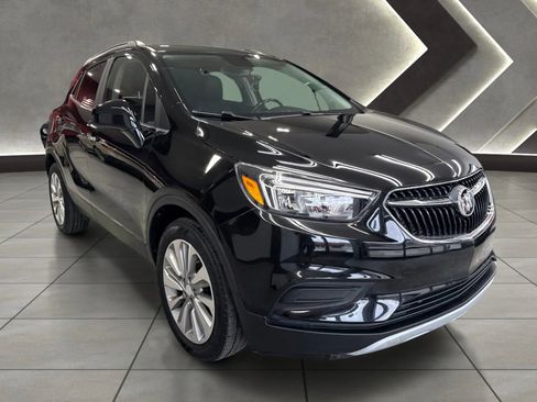 Used 2020 Buick Encore Preferred FWD image 1