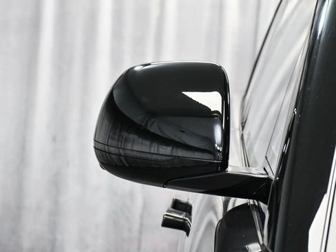 Used 2024 Land Rover Range Rover Autobiography image 78