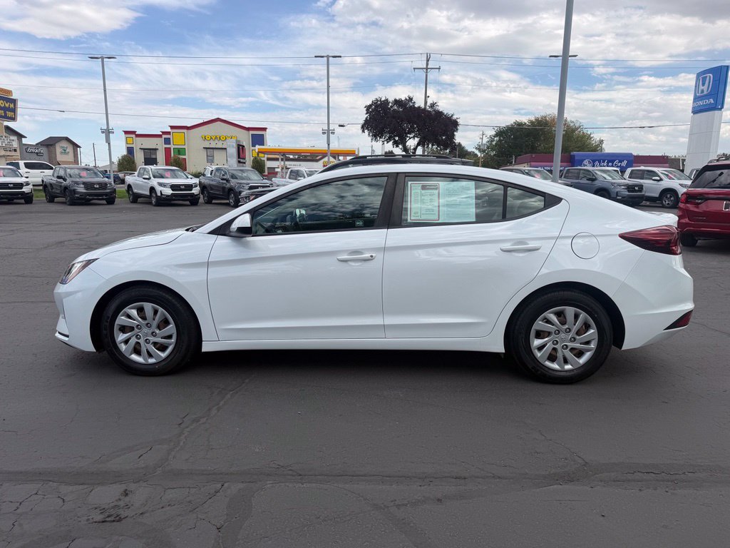 Used 2019 Hyundai Elantra SE FWD image 8