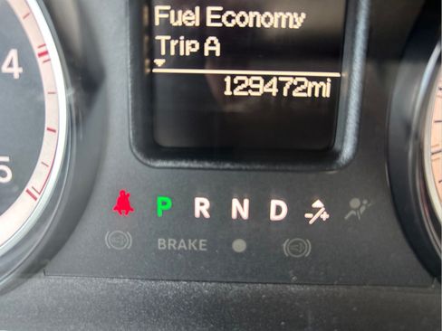 Used 2018 RAM 2500 SLT AWD/4WD image 16