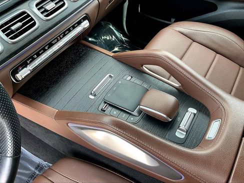 Certified 2024 Mercedes-Benz GLS 450 4MATIC image 15