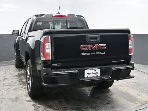 Used 2021 GMC Canyon Denali image 5
