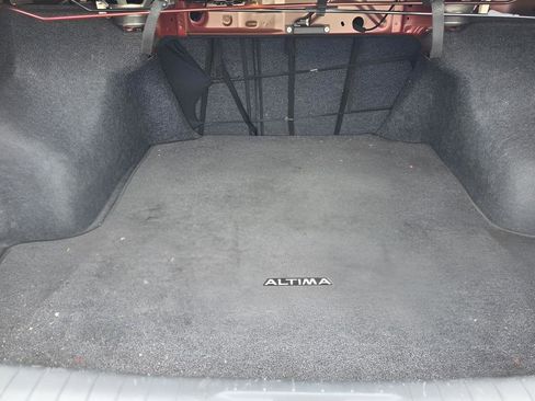 Used 2015 Nissan Altima 2.5 SV FWD image 29