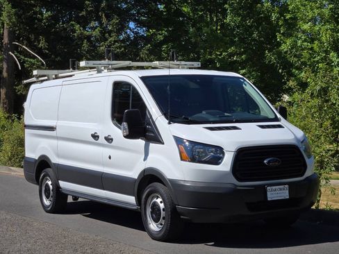 Used 2018 Ford Transit 150 130 Low Roof RWD image 2