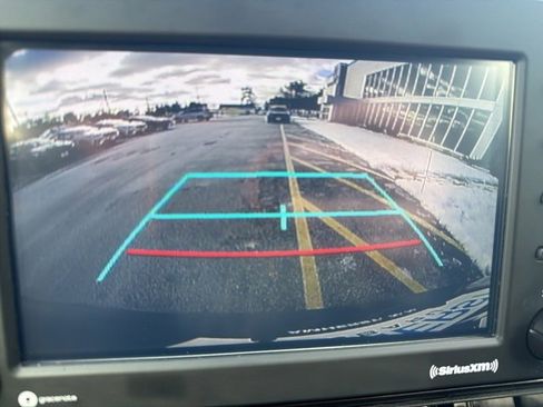 Used 2022 Toyota RAV4 XLE image 39