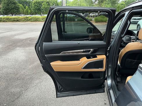 Used 2021 Kia Telluride SX w/ Nightfall Edition Package AWD/4WD image 21