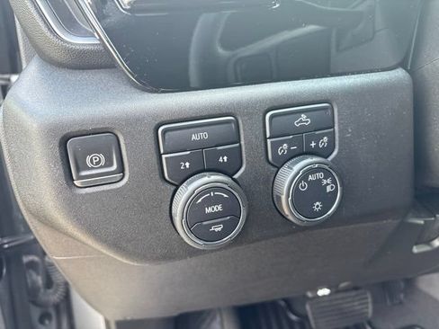 Used 2024 Chevrolet Silverado 1500 LT AWD/4WD image 28