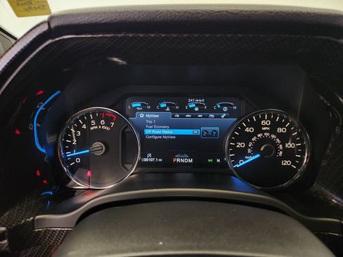 Used 2018 Ford F150 Lariat w/ Equipment Group 502A Luxury AWD/4WD image 14