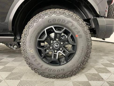 New 2026 Ford Bronco Badlands AWD/4WD image 10