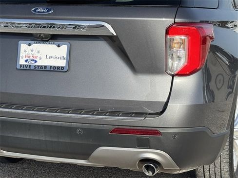 Used 2021 Ford Explorer Limited w/ Equipment Group 301A image 6