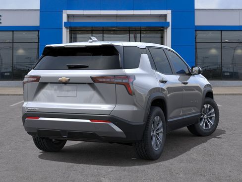 New 2026 Chevrolet Equinox LT FWD image 4
