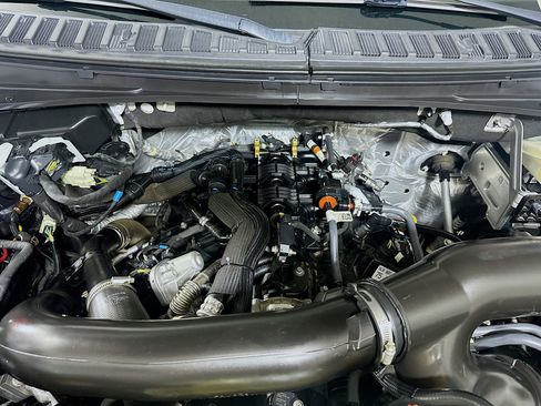 Used 2022 Ford Expedition Max Limited RWD image 37