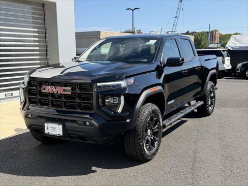 Used 2024 GMC Canyon Elevation w/ Elevation Premium Package RWD image 3