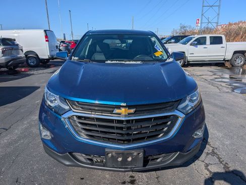 Used 2019 Chevrolet Equinox LT image 2