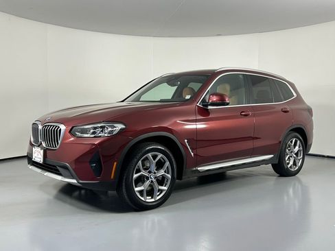 Used 2023 BMW X3 xDrive30i w/ Premium Package image 3