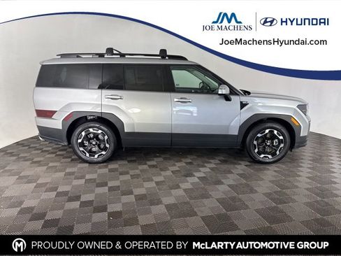 Used 2025 Hyundai Santa Fe SEL image 4