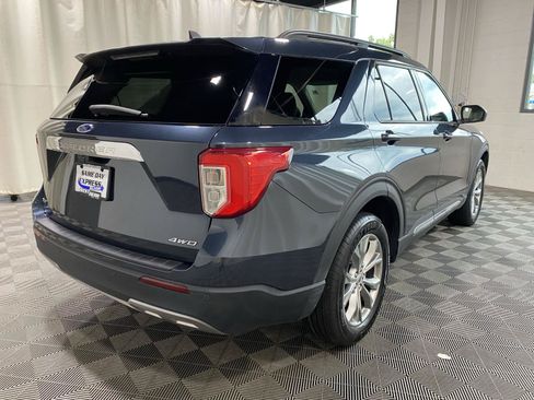 Used 2022 Ford Explorer XLT w/ Equipment Group 202A AWD/4WD image 8