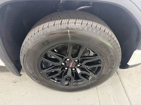 New 2026 GMC Sierra 1500 Pro w/ Graphite Edition AWD/4WD image 4