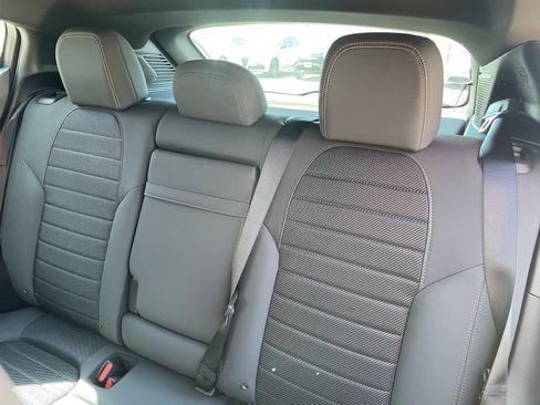 Used 2024 Alfa Romeo Tonale Ti image 28