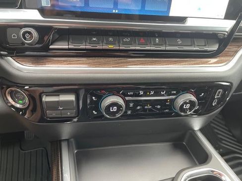 New 2026 Chevrolet Silverado 1500 RST AWD/4WD image 14