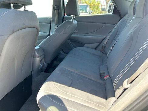 Used 2024 Hyundai Elantra SEL FWD image 36