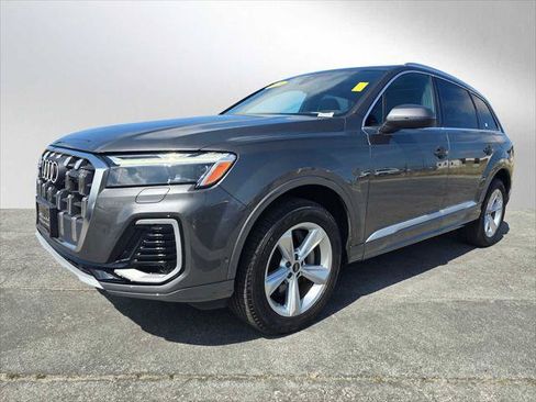 Used 2025 Audi Q7 2.0T Premium w/ Convenience Package AWD/4WD image 13