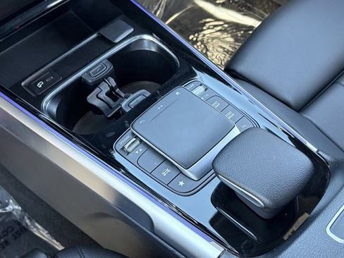Used 2021 Mercedes-Benz GLB 250 image 18