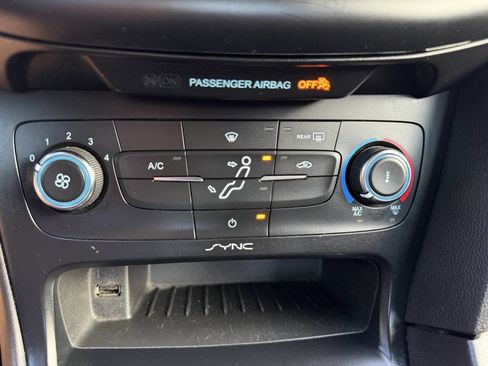 Used 2018 Ford Focus S FWD image 14