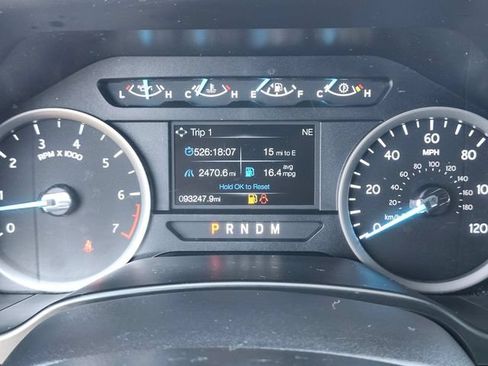 Certified 2018 Ford Expedition XLT AWD/4WD image 33
