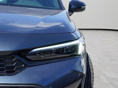 Used 2025 Honda Civic Sport image 23